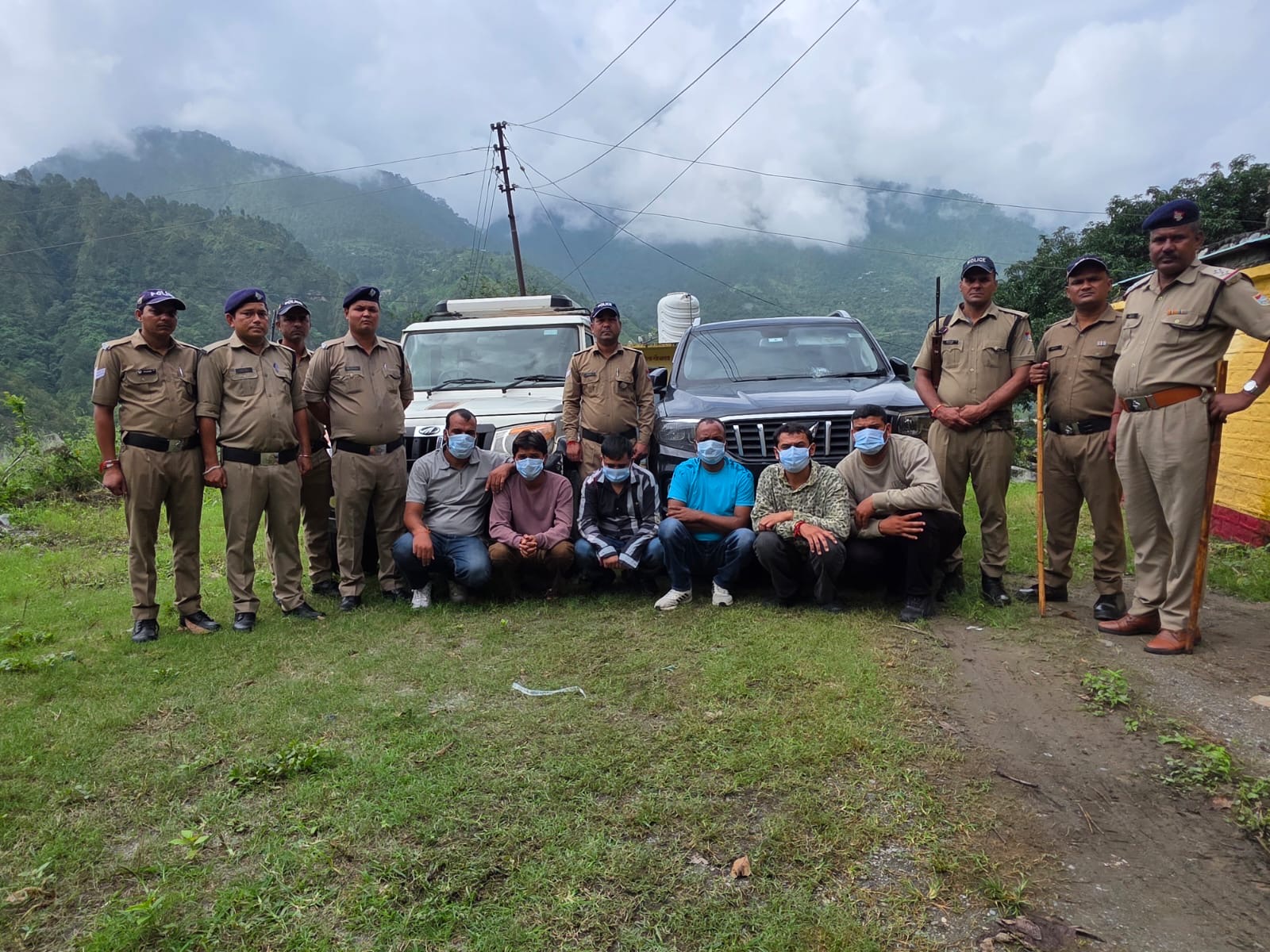 Nainital: बेतालघाट ब्लॉक प्रमुख चुनाव में फायरिंग करने वाले छह आरोपियो को नैनीताल पुलिस ने दबोचे