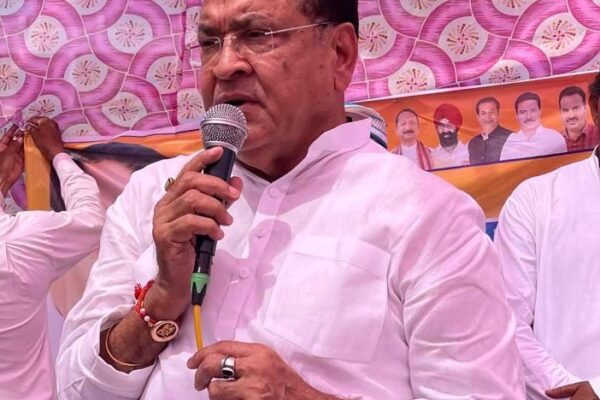 Dehradun: पौड़ी आत्महत्या कांड पर नेता प्रतिपक्ष यशपाल आर्य का हमला, भाजपा नेता हिमांशु चमोली पर लगाए गंभीर आरोप