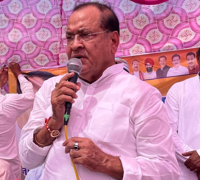 Dehradun: पौड़ी आत्महत्या कांड पर नेता प्रतिपक्ष यशपाल आर्य का हमला, भाजपा नेता हिमांशु चमोली पर लगाए गंभीर आरोप
