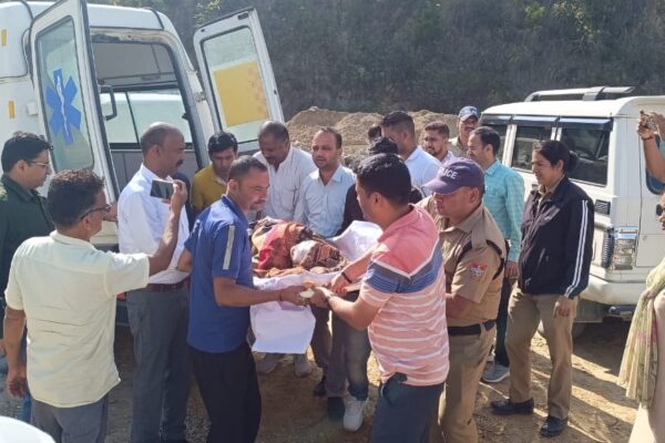 Champawat: चंपावत में अनियंत्रित सूमो हादसे का शिकार, 11 घायल तीन की हालत नाजुक