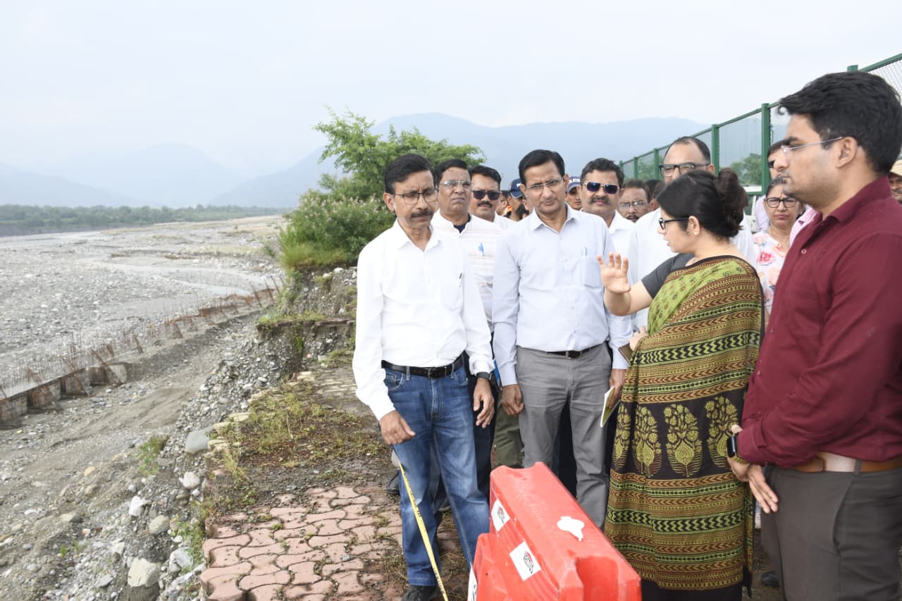 Haldwani: नैनीताल में केंद्रीय टीम ने किया आपदा नुकसान का आकलन, ₹443 करोड़ से अधिक की क्षति का अनुमान