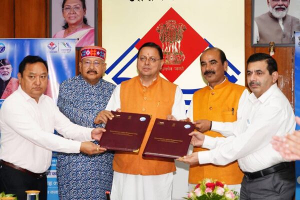 Dehradun: मुख्यमंत्री धामी की मौजूदगी में केदारनाथ व हेमकुंट साहिब रोपवे विकास हेतु समझौता, पर्यटन और रोजगार को मिलेगी नई उड़ान