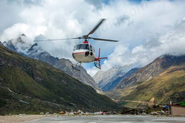 Dehradun: केदारनाथ हेली सेवा का किराया 45 प्रतिशत बढ़ा, 15 सितंबर से नई दरें लागू