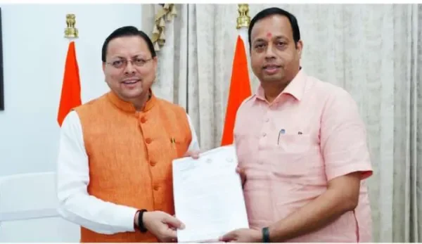 Dehradun: चारधाम यात्रा के द्वितीय चरण पर चर्चा, बीकेटीसी अध्यक्ष ने सीएम धामी से की मुलाकात