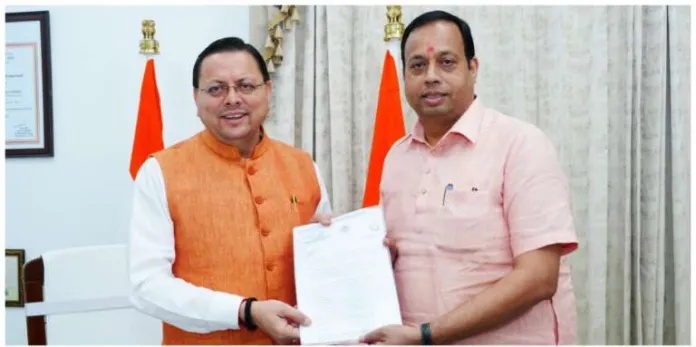Dehradun: चारधाम यात्रा के द्वितीय चरण पर चर्चा, बीकेटीसी अध्यक्ष ने सीएम धामी से की मुलाकात