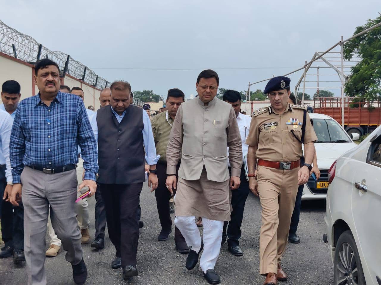 Dehradun: प्रधानमंत्री मोदी गुरुवार को करेंगे उत्तराखण्ड आपदा प्रभावित क्षेत्रों का हवाई सर्वेक्षण, तैयारियों का सीएम धामी ने किया निरीक्षण