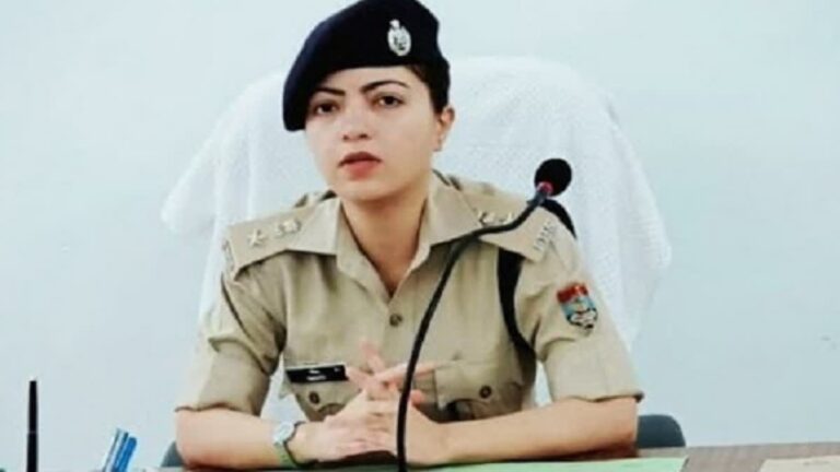 Dehradun: आईपीएस रचिता जुयाल का इस्तीफा मंजूर, शासन में बढ़ी चर्चाएं