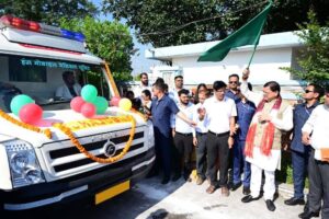 Khatima: मुख्यमंत्री धामी ने खटीमा से मेडिकल मोबाइल यूनिट को दिखाई हरी झंडी, दूरस्थ क्षेत्रों में घर-घर पहुंचेगी स्वास्थ्य सेवाएं Khatima