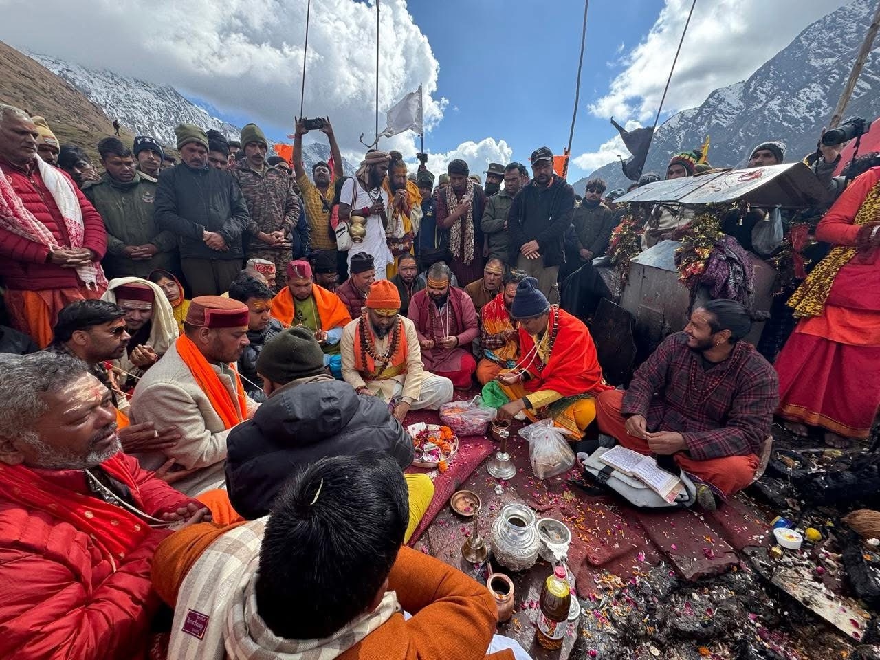 Rudraprayag: भकुंट भैरवनाथ जी के कपाट बंद, अब केदारनाथ धाम के कपाट बंद होने की तैयारियां शुरू