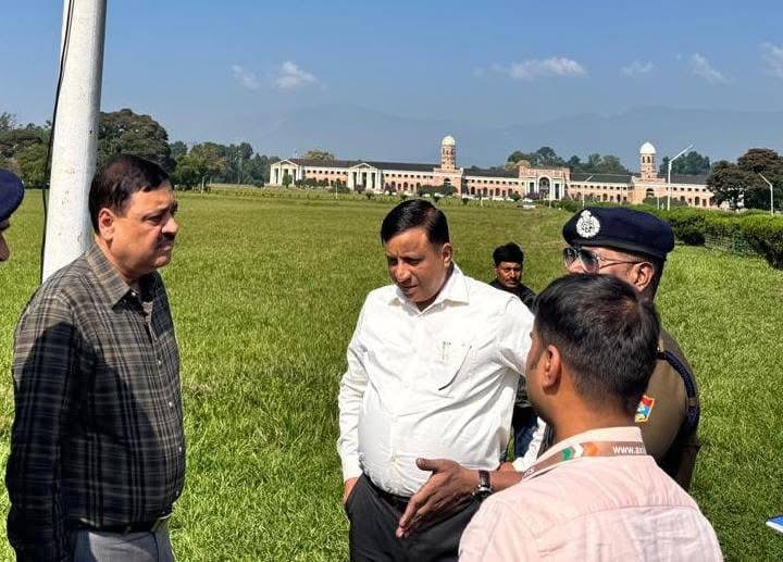 Dehradun: राज्य स्थापना दिवस के रजत जयंती उत्सव में प्रधानमंत्री मोदी होंगे शामिल, तैयारियों का जायजा लेने एफआरआई पहुँचे अधिकारी