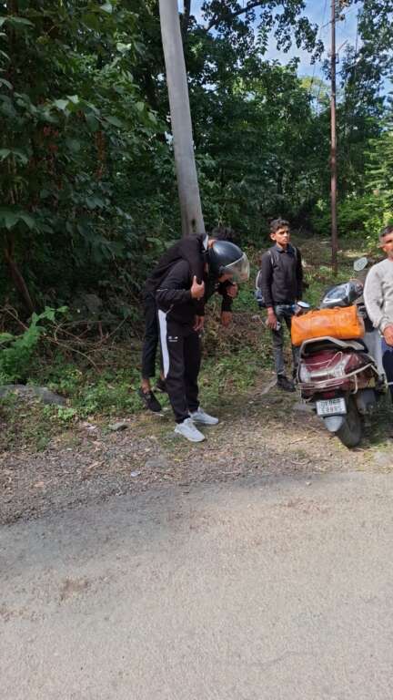 Haldwani: काठगोदाम के जंगल में दो सगे भाइयों ने खाया जहर, बड़े भाई की मौत, छोटा अस्पताल में भर्ती