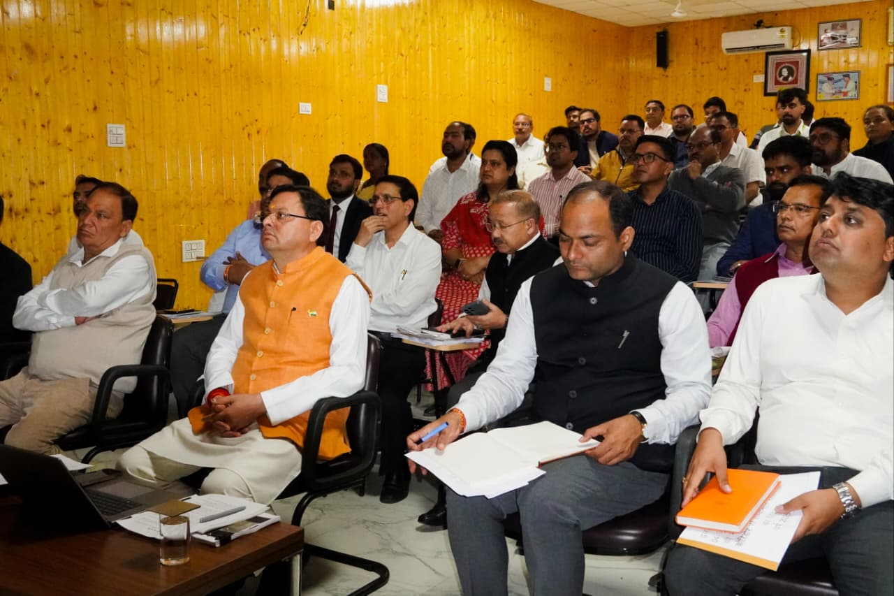 Uttarakhand: शारदा कॉरिडोर से निखरेगी श्रद्धा, संस्कृति और समृद्धि की धारा, मुख्यमंत्री धामी ने दिए समयबद्ध निर्माण के निर्देश