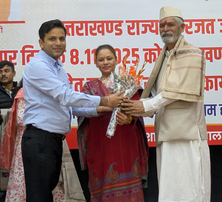 Haldwani: उत्तराखण्ड राज्य स्थापना दिवस पर हल्द्वानी में 336 राज्य आन्दोलनकारियों का सम्मान