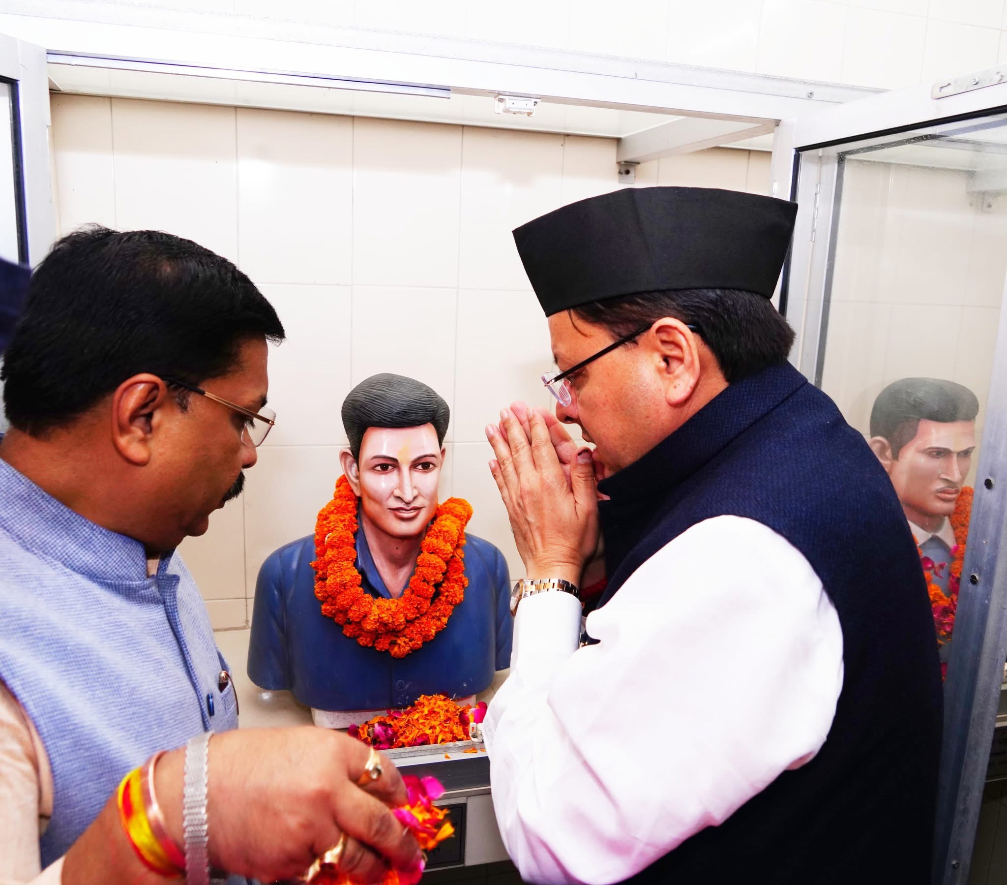 Dehradun: मुख्यमंत्री धामी ने शहीद राज्य आंदोलनकारियों को दी श्रद्धांजलि, पेंशन वृद्धि और सम्मान से जुड़े बड़े ऐलान