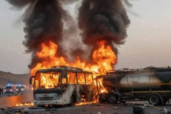 Saudi: मदीना के पास बस–टैंकर टक्कर में 45 भारतीय उमरा यात्रियों की मौत, पीएम मोदी ने जताया दुख