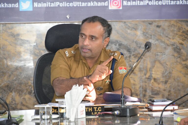 Nainital: नैनीताल में नशे में वाहन चलाने पर सख्त कार्रवाई, तीन लोगों को टक्कर मारने वाला पुलिसकर्मी निलंबित