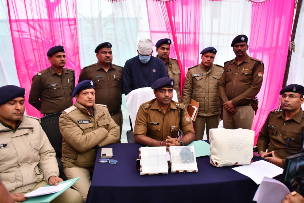 Ramnagar: रामनगर में दो बड़ी चोरी का खुलासा, 42 लाख के जेवरात व नकदी बरामद