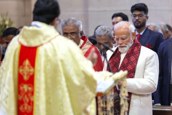 New Delhi: क्रिसमस पर पीएम मोदी का शांति-सद्भाव का संदेश, देशभर में उल्लास का माहौल