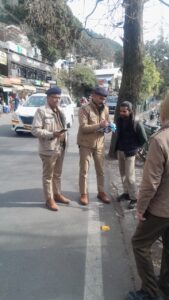 विंटर कार्निवाल व नववर्ष 2026 से पहले नैनीताल पुलिस की यातायात व्यवस्था सख्त।