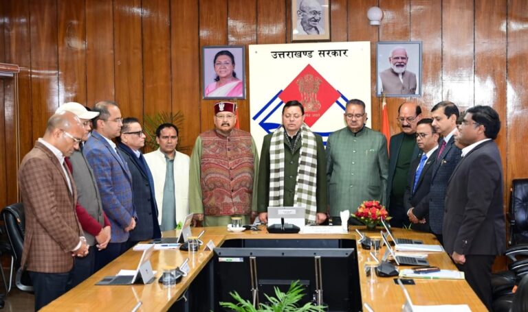 Dehradun: डिप्टी सीएम अजित पवार समेत छह की मौत पर सीएम धामी ने जताया शोक