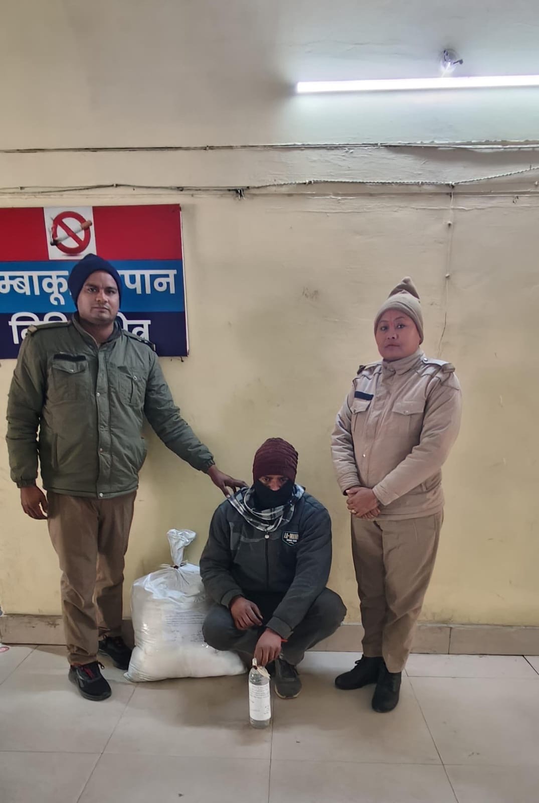 Nainital: अवैध कच्ची शराब तस्करी पर नैनीताल पुलिस का शिकंजा, चोरगलिया क्षेत्र से दो तस्कर गिरफ्तार