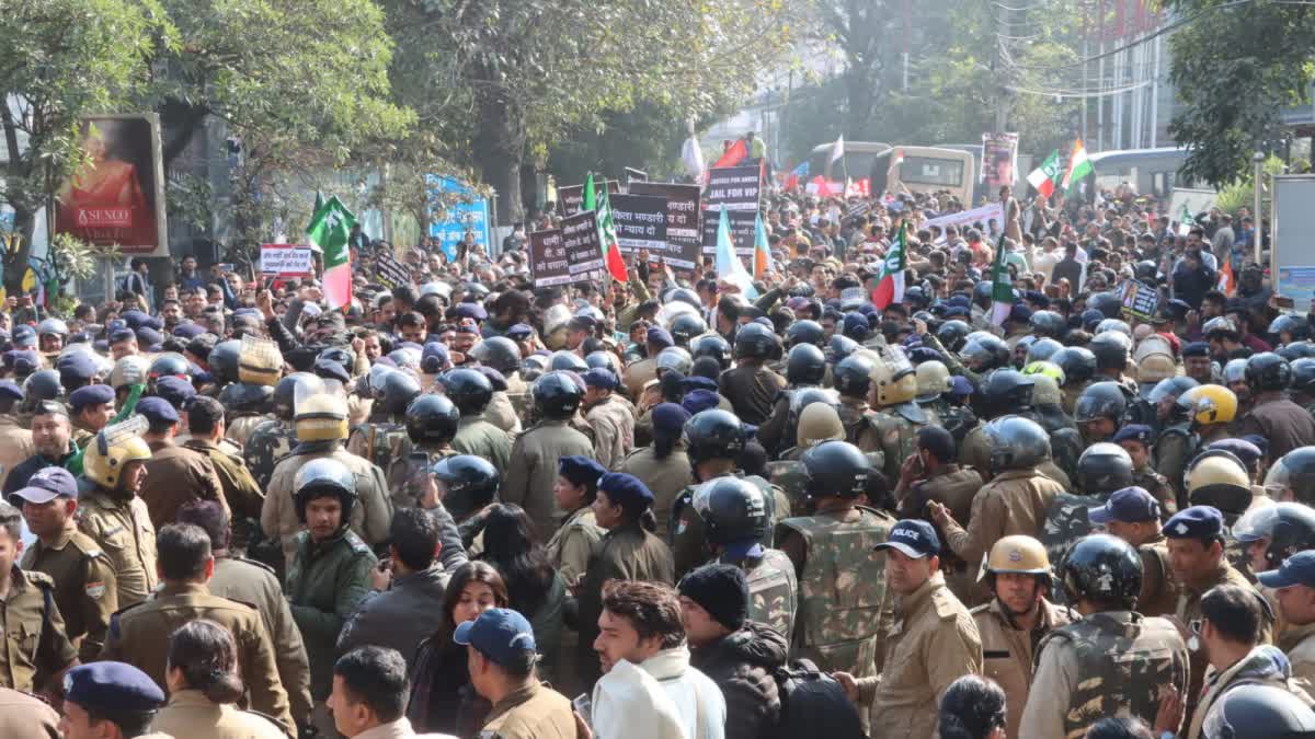 Dehradun: अंकिता भंडारी हत्याकांड में सीबीआई जांच की मांग, देहरादून में जनसैलाब सड़कों पर