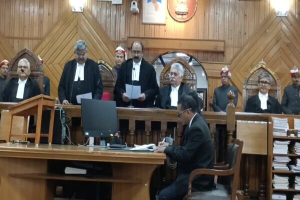 Nainital: नैनीताल हाईकोर्ट में नई न्यायिक नियुक्ति, अधिवक्ता सिद्धार्थ साह ने अतिरिक्त न्यायाधीश के रूप में ली शपथ