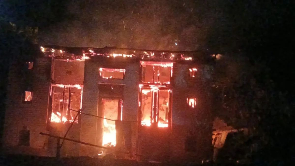 Rudrapur: रुद्रपुर में टायर फैक्ट्री में भीषण आग, शॉर्ट सर्किट से लाखों का नुकसान
