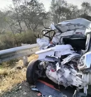 Haldwani: हल्द्वानी के बनभूलपुरा में तेज रफ्तार डम्पर का कहर, पैदल युवक की मौत, दो कार सवार गंभीर घायल