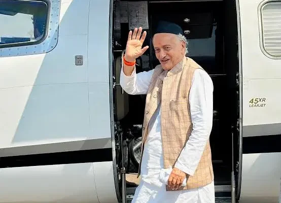 New Delhi: पद्म विभूषण, पद्म भूषण और पद्म श्री पुरस्कार 2026 की सूची जारी, पूर्व मुख्यमंत्री भगत सिंह कोश्यारी को लोक सेवा में दीर्घ योगदान के लिए पद्म भूषण सम्मान