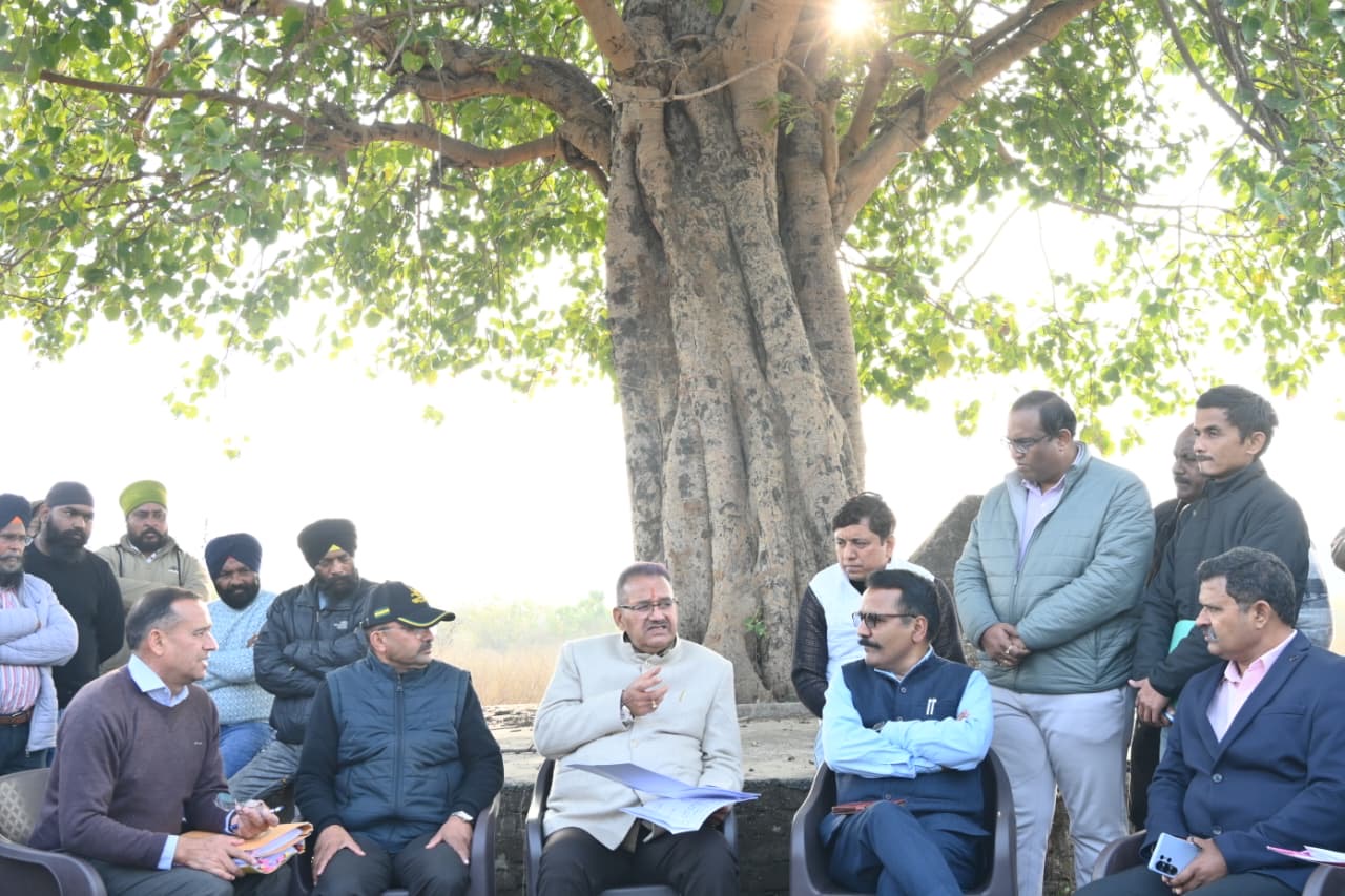 Haldwani: हल्द्वानी में सैनिकों के बच्चों के लिए 150 कक्षीय आधुनिक छात्रावास, चयनित भूमि का मंत्री गणेश जोशी ने किया निरीक्षण