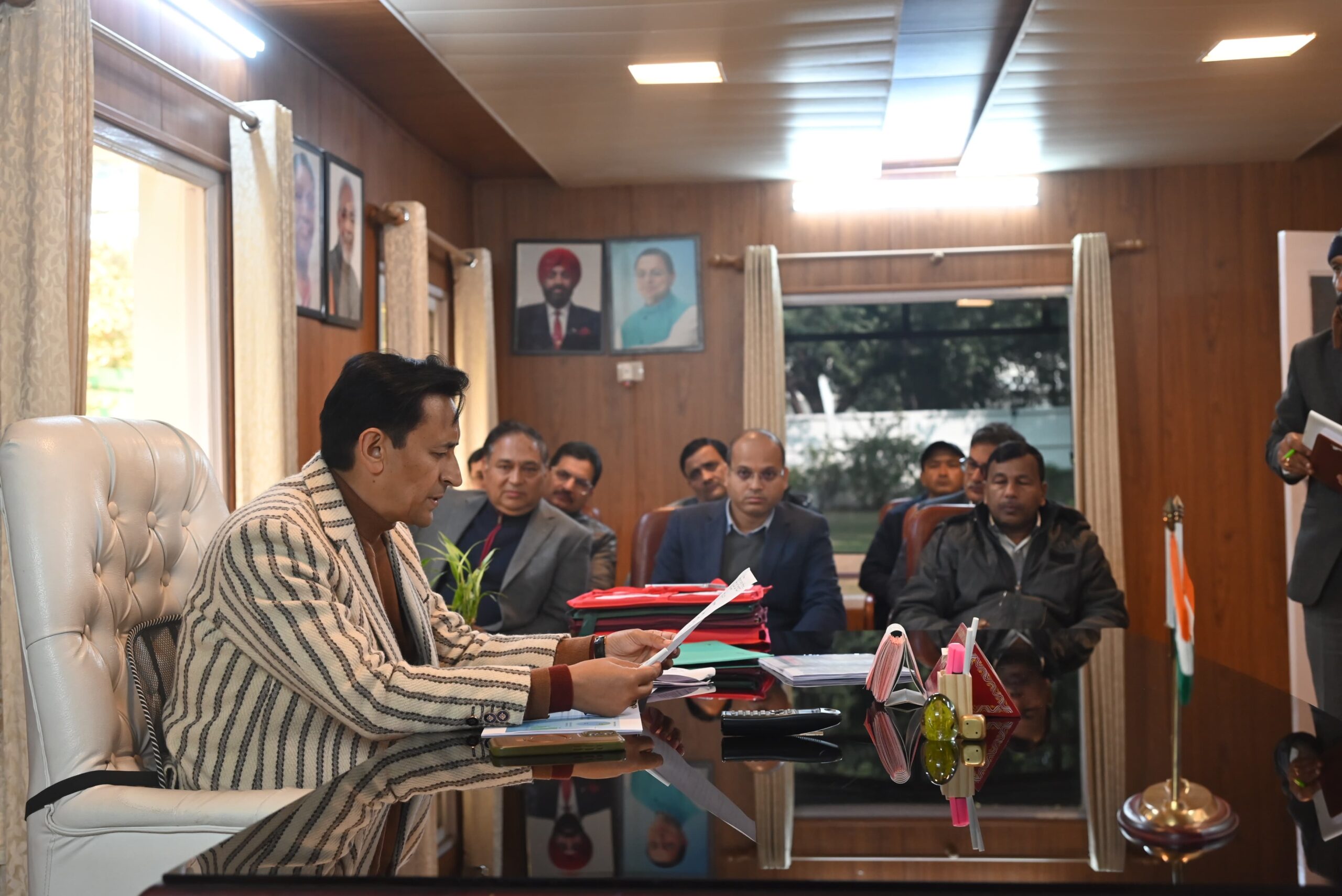 Haldwani: कुमाऊं आयुक्त दीपक रावत ने जमरानी बहुउद्देशीय बांध परियोजना की प्रगति और समयबद्धता की समीक्षा की