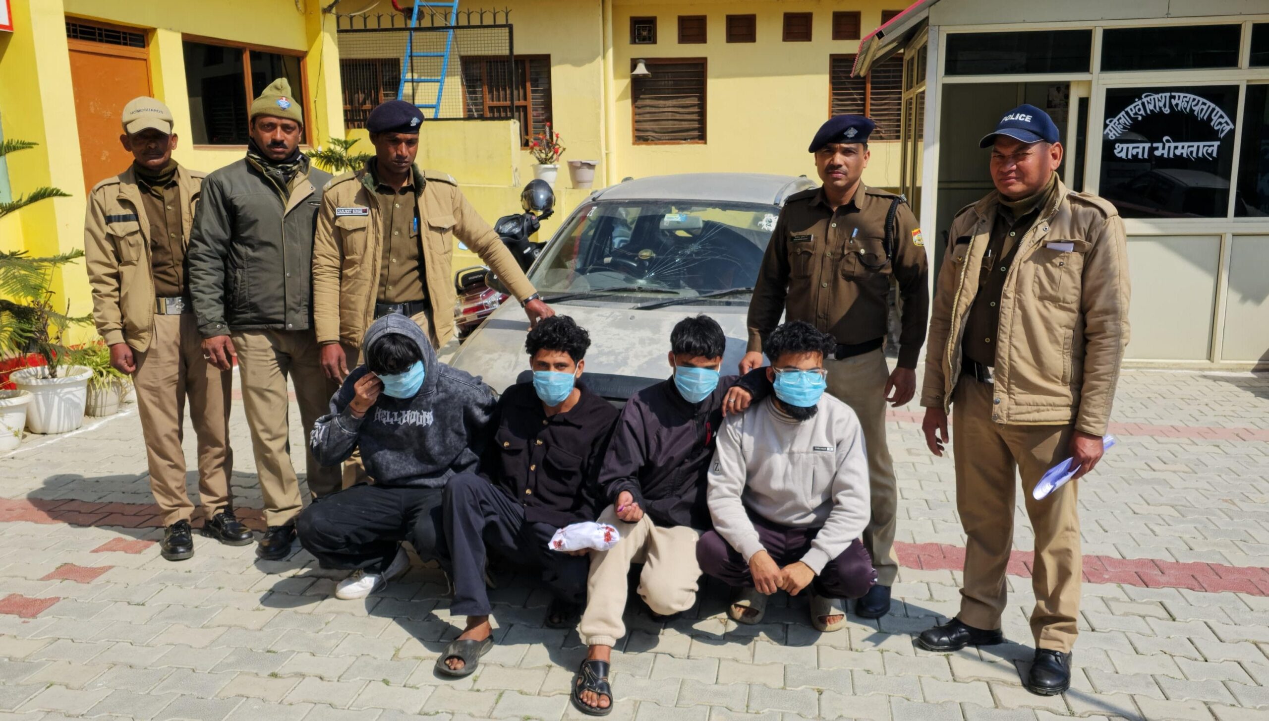 Nainital: नैनीताल पुलिस का नशे के खिलाफ करारा प्रहार, भीमताल में 434 ग्राम चरस संग 4 तस्कर दबोचे