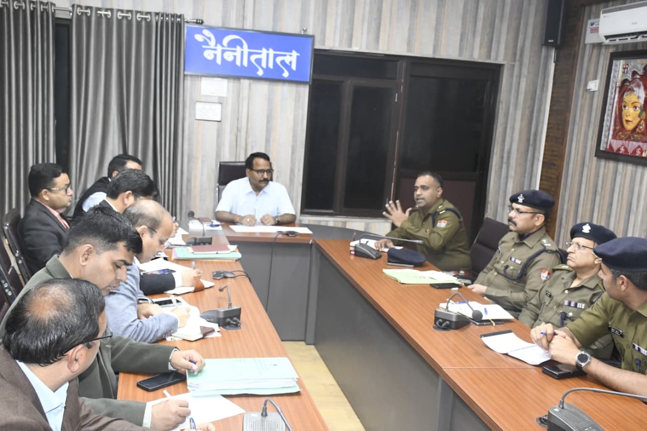 Haldwani: दोगुनी रफ्तार से होगा हल्द्वानी का कायाकल्प, डीएम ललित मोहन रयाल ने 13 मार्च तक विकास कार्य पूर्ण करने के दिए सख्त निर्देश