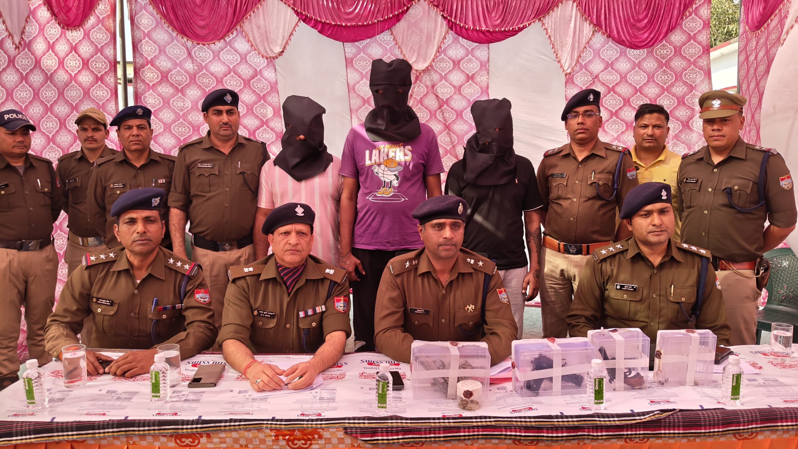 Haldwani: कालाढूंगी फायरिंग कांड का खुलासा, नैनीताल पुलिस ने तीन आरोपियों को दबोचा और अवैध असलहे किए बरामद