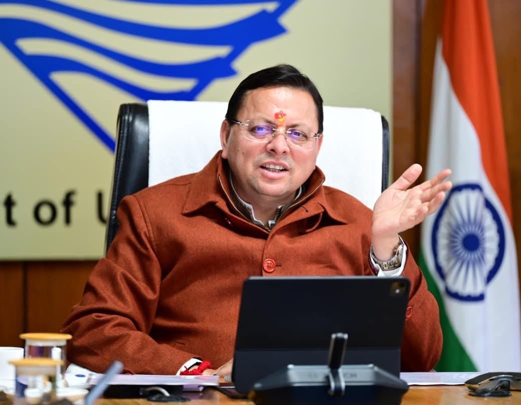 Dehradun: धामी सरकार की कैबिनेट बैठक खत्म, बोनस कानून वापसी से लेकर 94 ईएसआई डॉक्टर पदों को मंजूरी