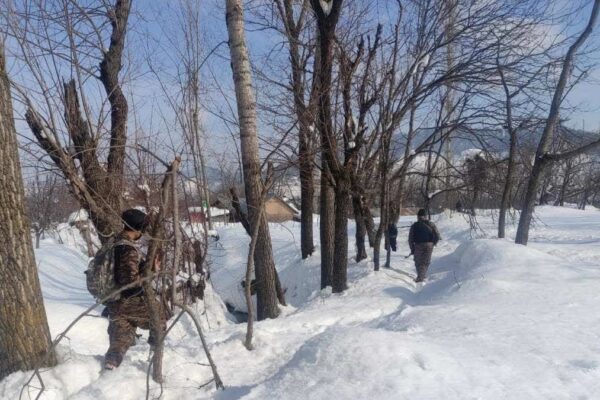 Jammu Kashmir: किश्तवाड़ में ऑपरेशन त्राशी-I के तहत दो आतंकी ढेर, AK-47 समेत हथियार बरामद