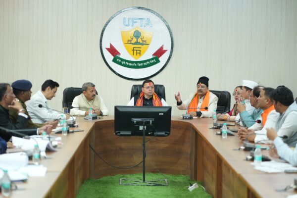 Haldwani: हल्द्वानी में सीएम धामी की उच्चस्तरीय समीक्षा, मानव-वन्यजीव संघर्ष रोकने व विकास कार्यों में लापरवाही पर दिए सख्त निर्देश
