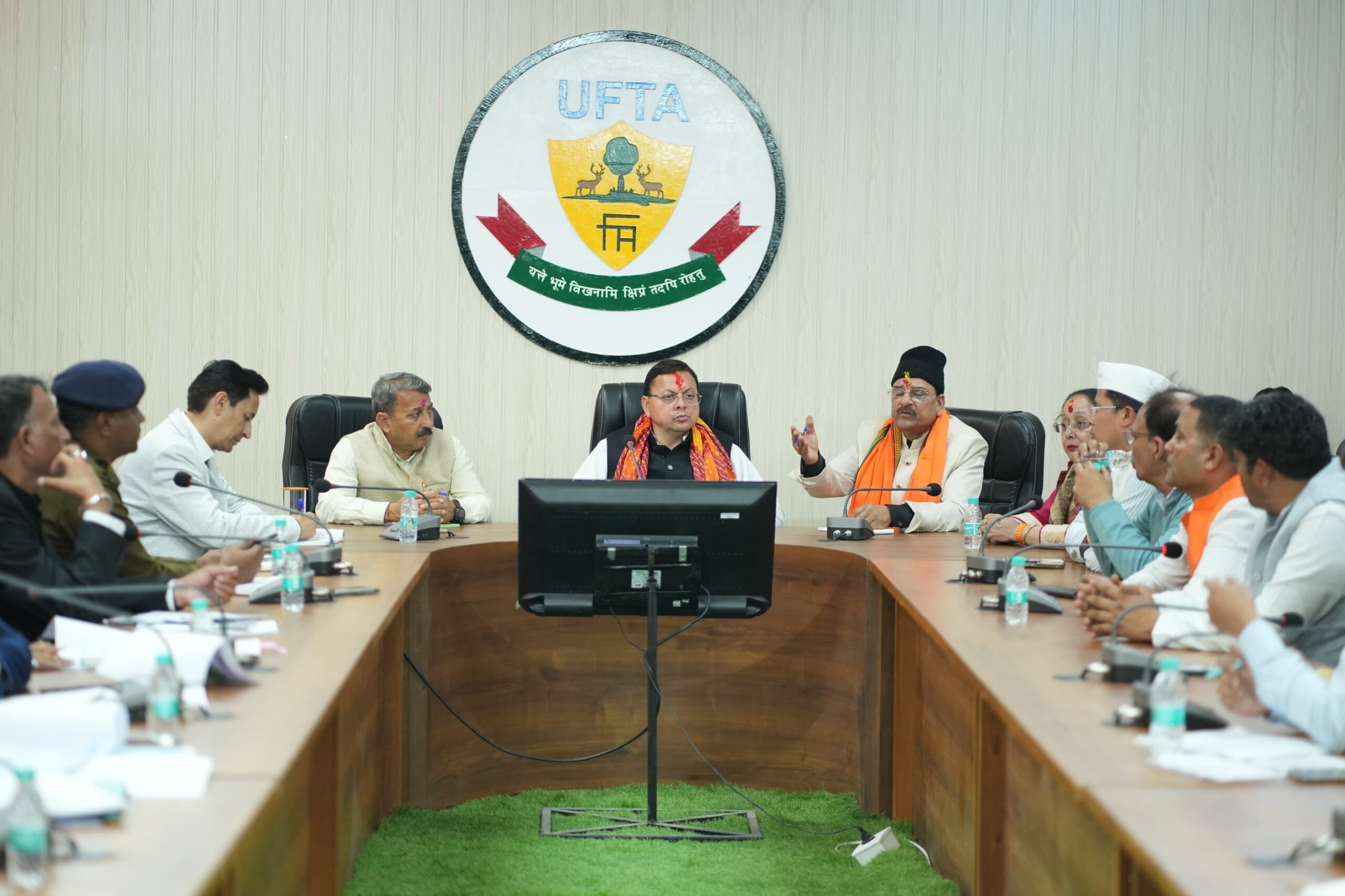 Haldwani: हल्द्वानी में सीएम धामी की उच्चस्तरीय समीक्षा, मानव-वन्यजीव संघर्ष रोकने व विकास कार्यों में लापरवाही पर दिए सख्त निर्देश