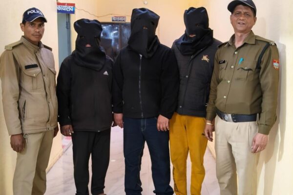 Haldwani: चम्बल पुल पर धारदार हथियार से जानलेवा हमला, काठगोदाम पुलिस ने 3 आरोपी दबोचे