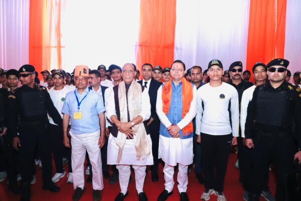 Haldwani: हल्द्वानी में अग्निवीरों का भव्य सम्मान, राजनाथ सिंह ने कहा “देश रक्षा के लिए आपका स्वागत”