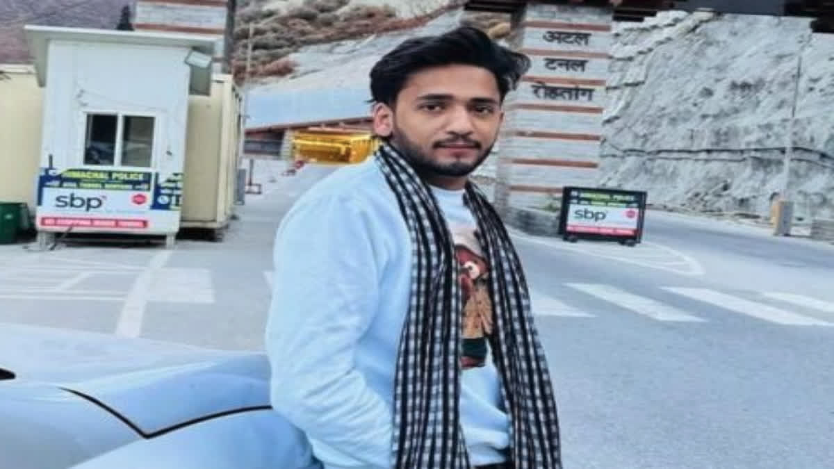 Dehradun: कॉलेज वर्चस्व की रंजिश में बीटेक छात्र दिव्यांशु जाटराना की मौत, 3 आरोपी गिरफ्तार और 15 छात्रों पर हत्या का मुकदमा