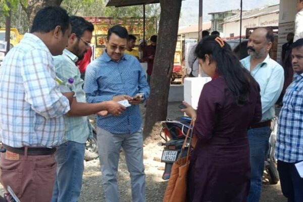 Haldwani: हल्द्वानी में गैस संकट पर प्रशासन सख्त, सिटी मजिस्ट्रेट के निरीक्षण के बाद कई इलाकों में शुरू हुई आपूर्ति
