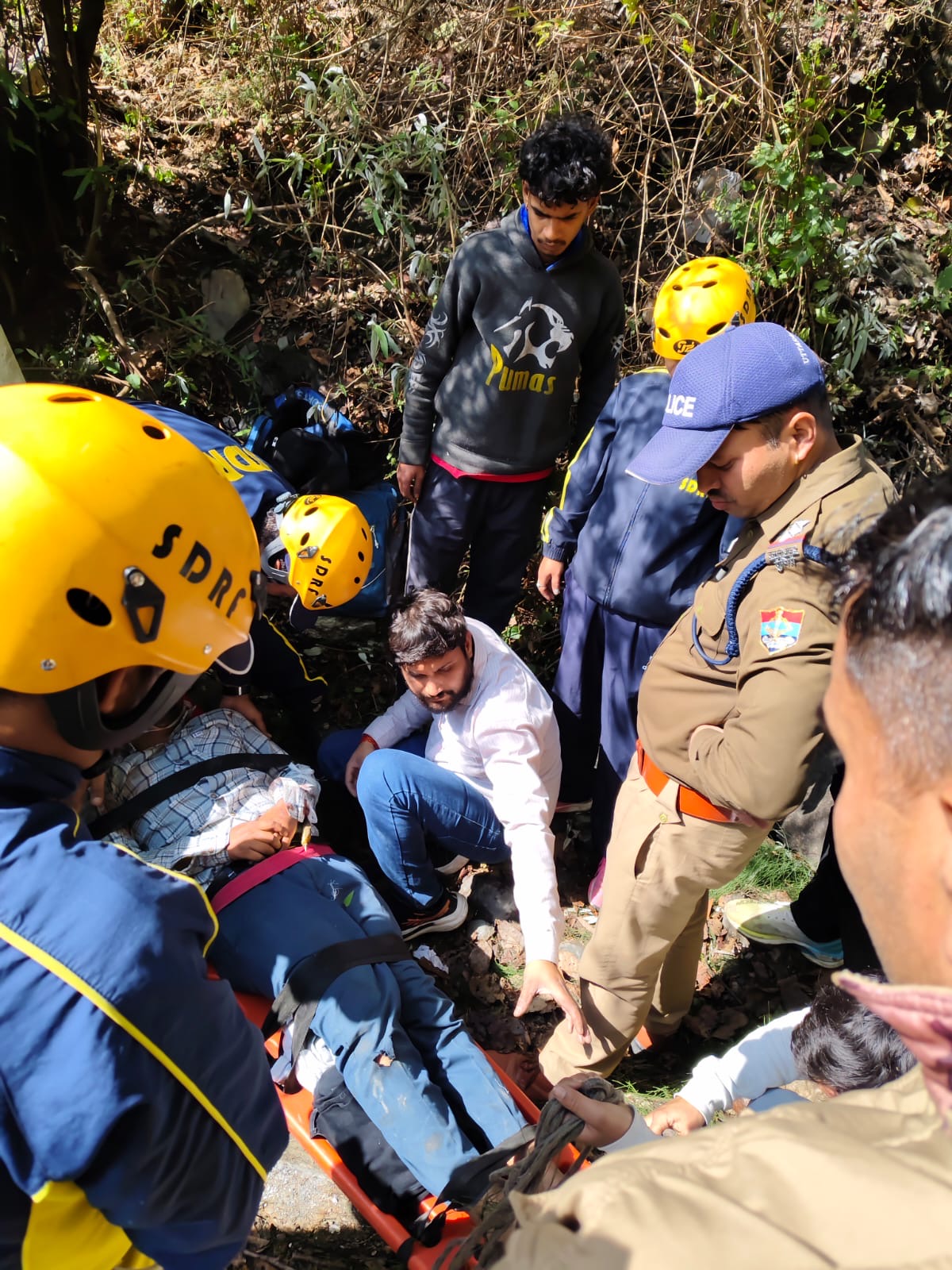 Nainital: गठिया के पास खाई में गिरी कार, जागेश्वर धाम जा रहे दो युवकों की मौत और दो गंभीर घायल