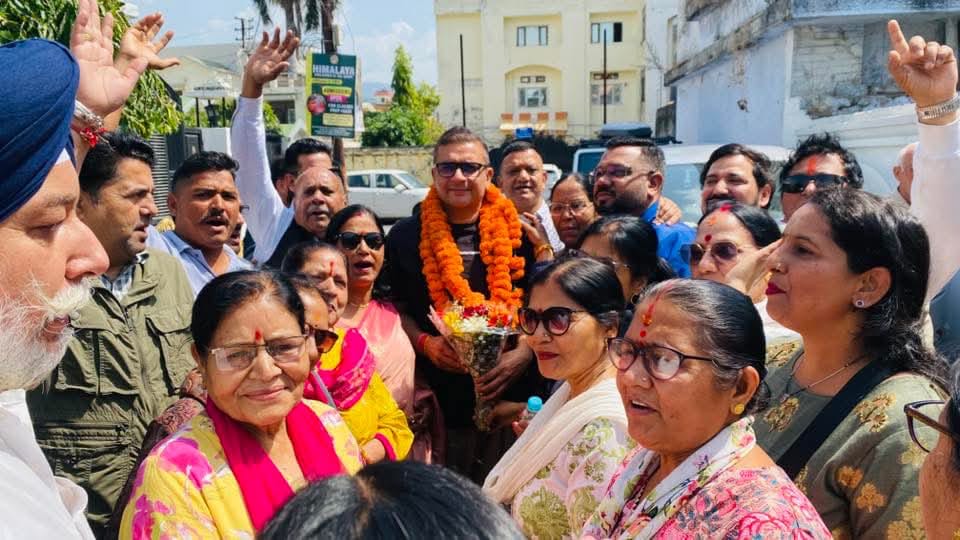 Haldwani: हल्द्वानी में विधायक सुमित हृदयेश का जोरदार स्वागत, विधानसभा में जनहित के मुद्दे उठाने पर कांग्रेसजनों ने जताया आभार