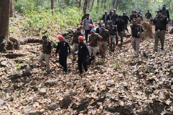 Nainital: नैनीताल में हाई-वोल्टेज आपदा मॉक ड्रिल, प्रशासन की चुस्त तैयारी और बेहतरीन समन्वय का प्रभावशाली प्रदर्शन