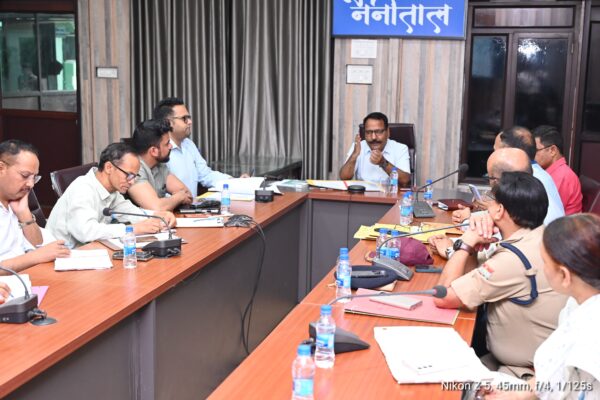 Haldwani: डीएम रयाल ने दिए पूर्व सैनिकों की समस्याओं के त्वरित समाधान के निर्देश, पेंशन में देरी पर सख्त कार्रवाई की चेतावनी