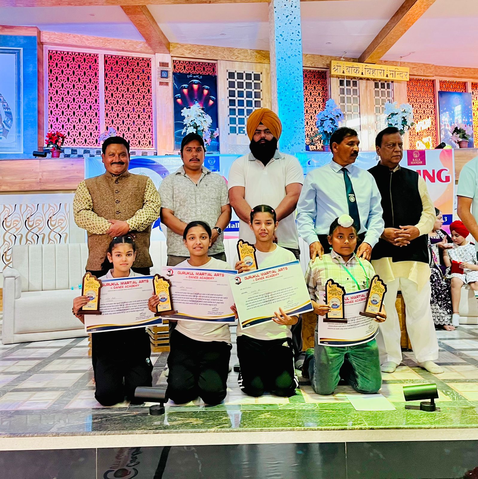 Kashipur: काशीपुर में अंतरराष्ट्रीय खिलाड़ियों का भव्य सम्मान, राज्य मंत्री सीमा चौहान ने बढ़ाया हौसला