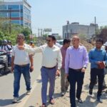 Haldwani: डीएम रयाल के निर्देश में नगर मजिस्ट्रेट एपी वाजपेयी ने तीनपानी-मंडी सड़क चौड़ीकरण व ड्रेनेज कार्यों का किया निरीक्षण