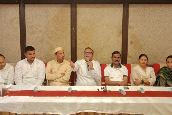Haldwani: हल्द्वानी में विधायक सुमित हृदयेश का पुलिस प्रशासन पर हमला, फर्जी मुकदमों के विरोध में कांग्रेस ने तेज आंदोलन की दी चेतावनी
